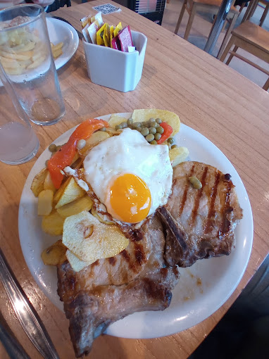 Los Rodríguez Café